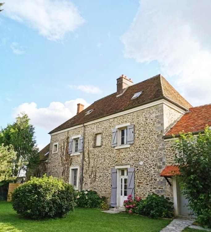 Отель Domaine De La Ferme De Jean Grogne Фонтене-Трезиньи Экстерьер фото